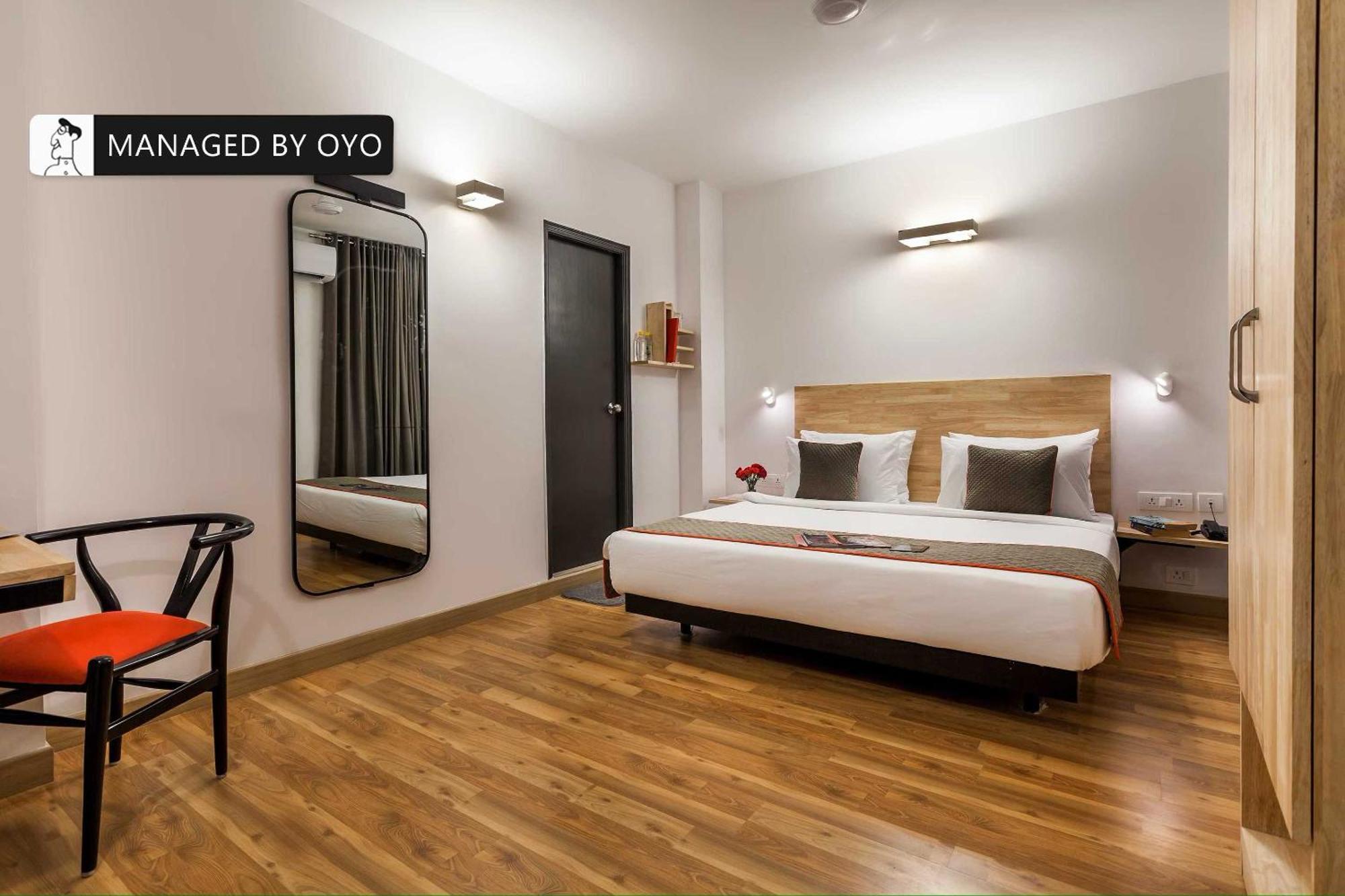 Hotel Gautam Residency New Delhi Exterior photo