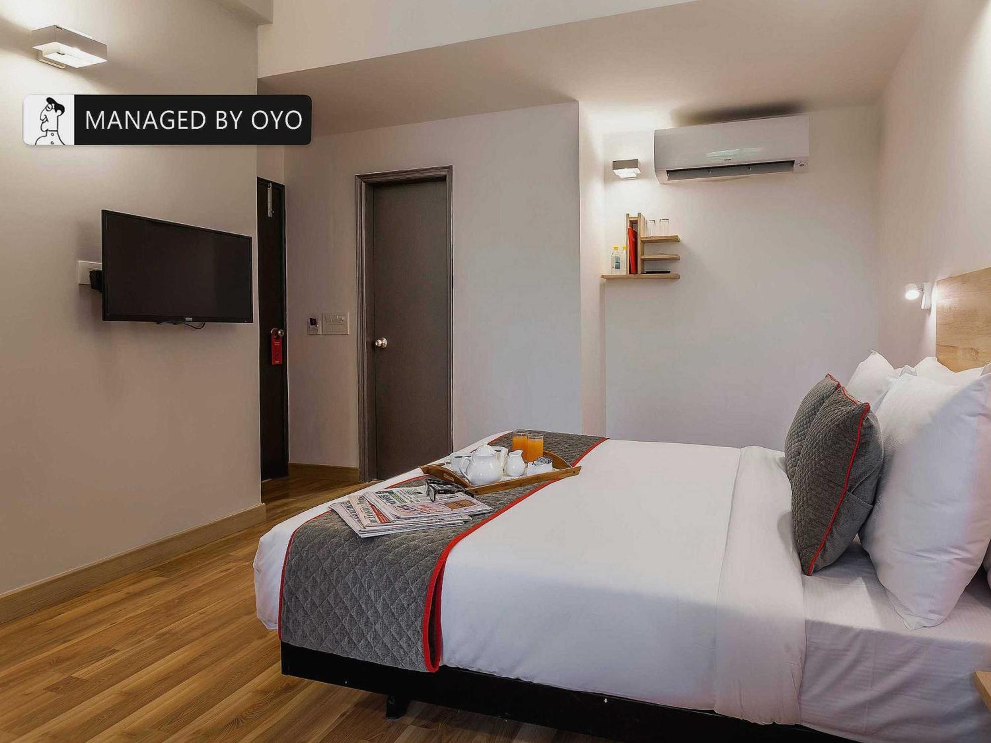 Hotel Gautam Residency New Delhi Exterior photo
