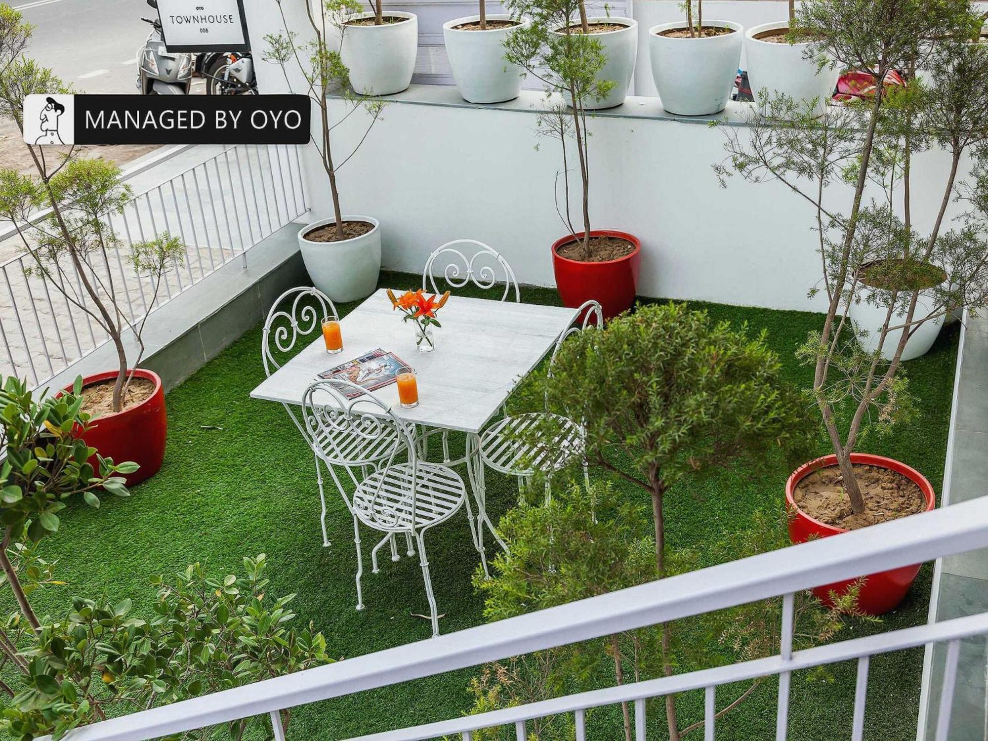 Hotel Gautam Residency New Delhi Exterior photo
