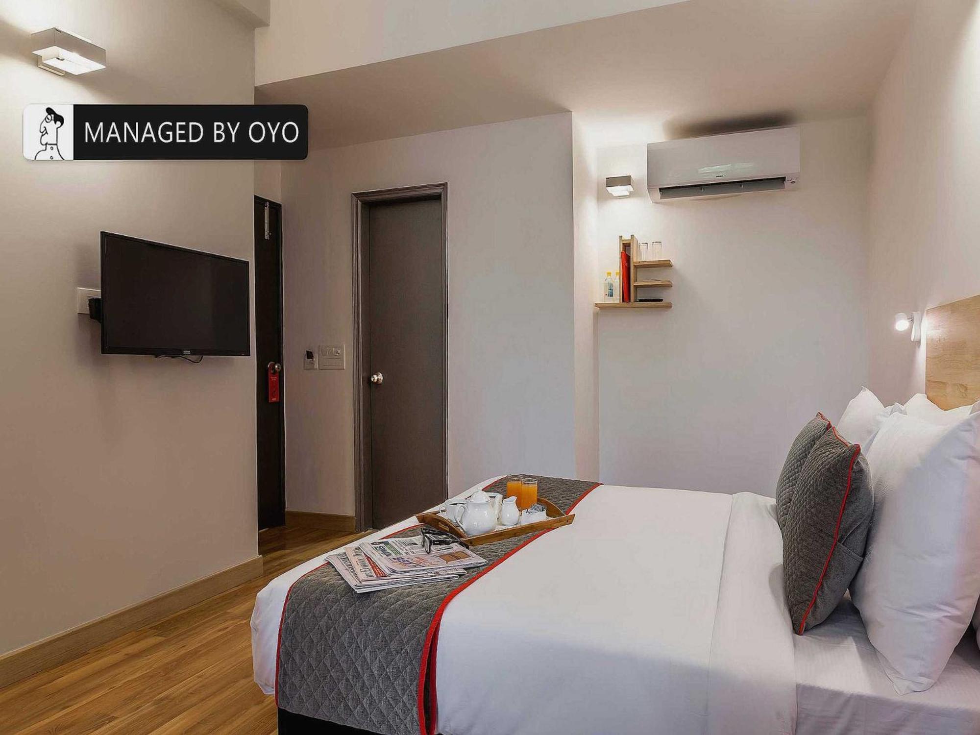 Hotel Gautam Residency New Delhi Exterior photo