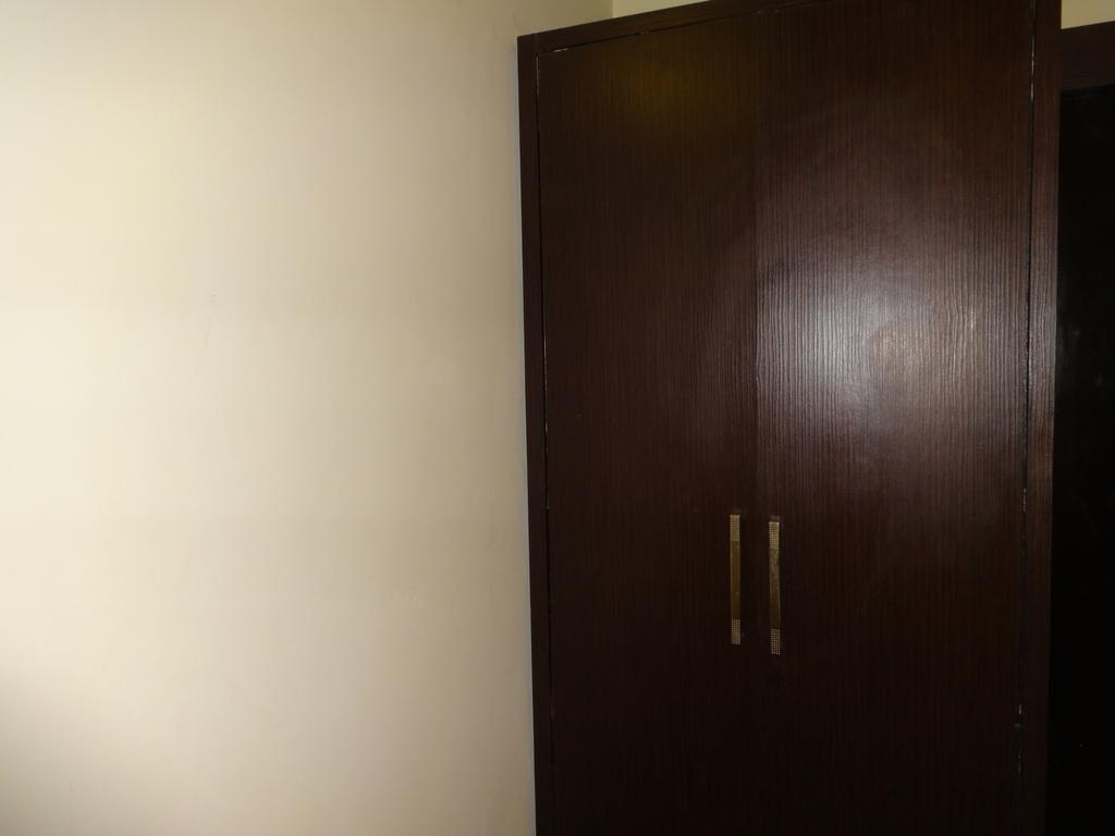Hotel Gautam Residency New Delhi Room photo